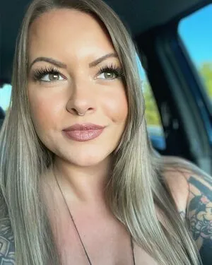 Littleamyyyy Thumbnail Picture
