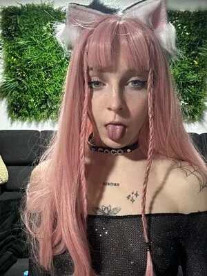 Littlebllkkitty Thumbnail Picture