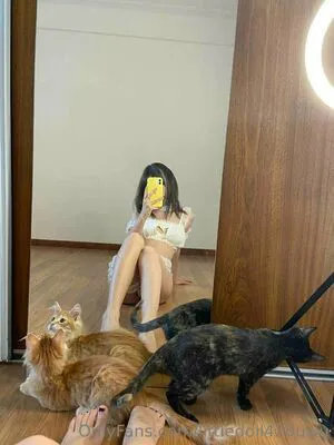 Littledoll420uwu Thumbnail Picture