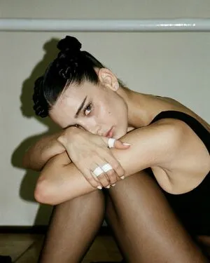Livia Nunes Marques Thumbnail Picture