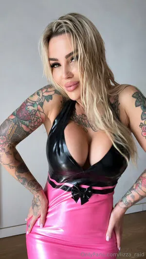 Lizza Raid OnlyFans Leaked Free Thumbnail Picture - #i5LeX5Dc3c
