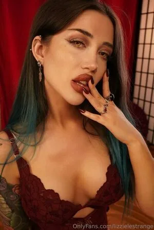 Lizzielestrange OnlyFans Leaked Free Thumbnail Picture - #oIysfUlPFZ
