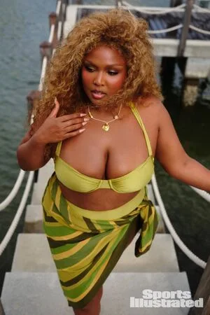 Lizzo OnlyFans Leaked Free Thumbnail Picture - #IaGDjk2thA