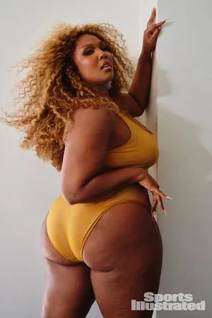 Lizzo OnlyFans Leaked Free Thumbnail Picture - #S0VZJ7vPyB