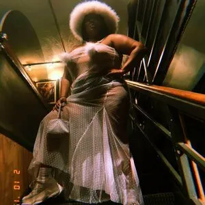 Lizzo OnlyFans Leaked Free Thumbnail Picture - #ryfIMtHuwa