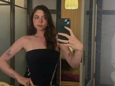 Lizzy Mcalpine OnlyFans Leaked Free Thumbnail Picture - #BvmVrJr6ez