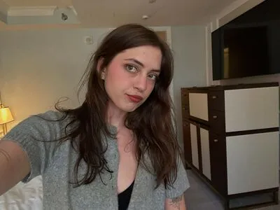 Lizzy Mcalpine OnlyFans Leaked Free Thumbnail Picture - #ZK4NAFDwqN