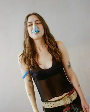 Lizzy Mcalpine OnlyFans Leaked Free Thumbnail Picture - #tj1oY8CXEp