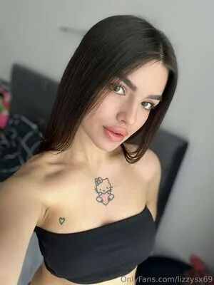 Lizzysx69 OnlyFans Leaked Free Thumbnail Picture - #rixldtKUGn