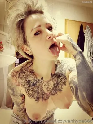 Lizzyvanhyde OnlyFans Leaked Free Thumbnail Picture - #tVqZQA1XMQ