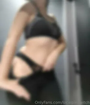 Localpinkwitch Thumbnail Picture