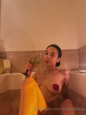 locobellaaa Profile Thumbnail