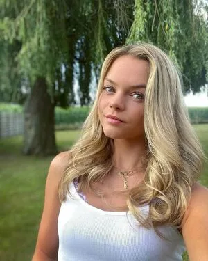 Loena Hendrickx OnlyFans Leaked Free Thumbnail Picture - #aAXIeRCIIR