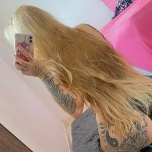Loiraluxx Thumbnail Picture