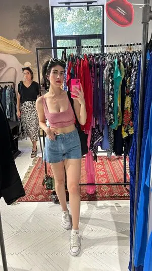 Lola Ameri OnlyFans Leaked Free Thumbnail Picture - #dAtJPAC4iK