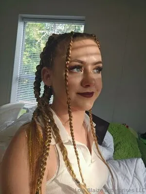 Lolablaize OnlyFans Leaked Free Thumbnail Picture - #QLCwGUeqXE