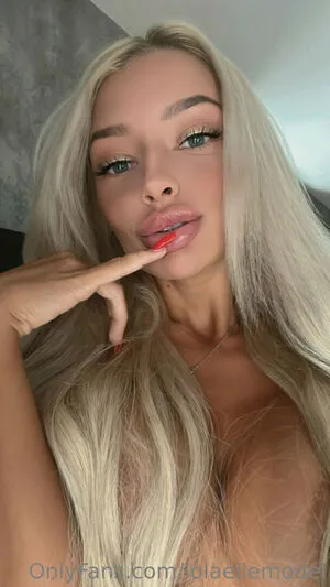 Lolaellemodel OnlyFans Leaked Free Thumbnail Picture - #SBehLc10A3