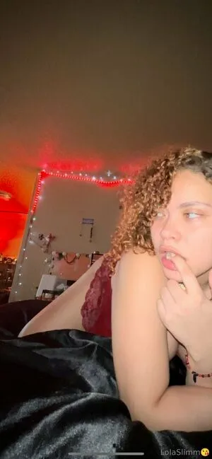 Lolaslimm OnlyFans Leaked Free Thumbnail Picture - #5lBfq0xOV2
