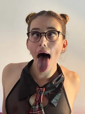 Lolawoo Thumbnail Picture