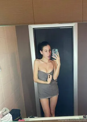 Lollydollll Thumbnail Picture