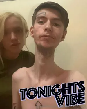 Long Neck OnlyFans Leaked Free Thumbnail Picture - #C2UzFyobhi