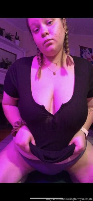 Lookingformysoilmate OnlyFans Leaked Free Thumbnail Picture - #OPlomqiYaz