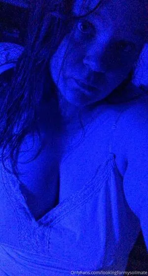 Lookingformysoilmate OnlyFans Leaked Free Thumbnail Picture - #Y5rgtoJmAD