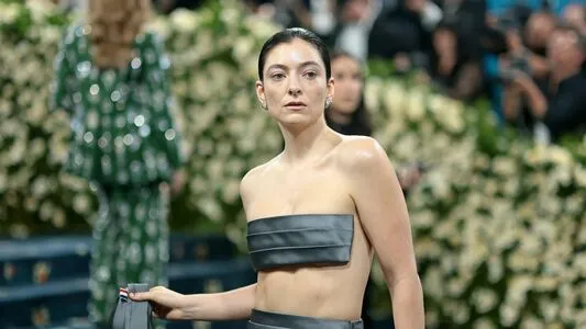 Lorde OnlyFans Leaked Free Thumbnail Picture - #xuDMhJlZnl