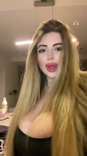 Lorena C Thumbnail Picture
