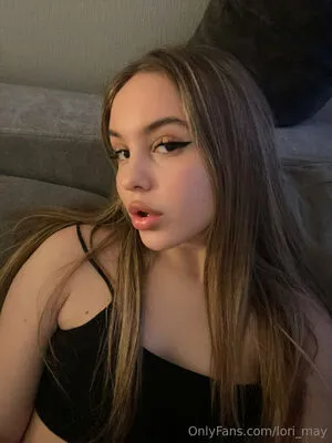 Lori May Thumbnail Picture