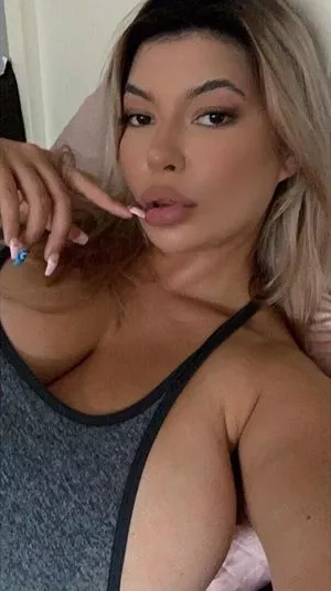 lorinska316 OnlyFans Leaked Free Thumbnail Picture - #64AXJ7tfUT