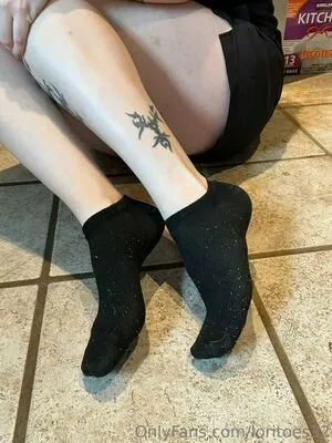 Loritoes32 OnlyFans Leaked Free Thumbnail Picture - #bavtKfCLkn