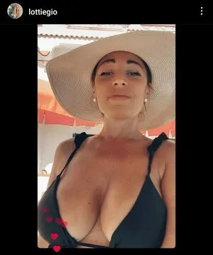 Lottiegio OnlyFans Leaked Free Thumbnail Picture - #k2ZsSCXW6R