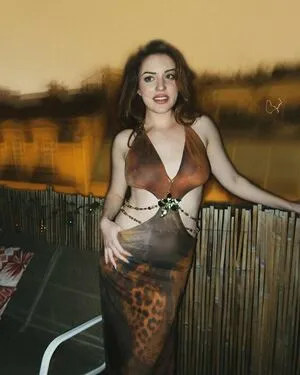 Louise Aubery OnlyFans Leaked Free Thumbnail Picture - #HTFeCbkd3a