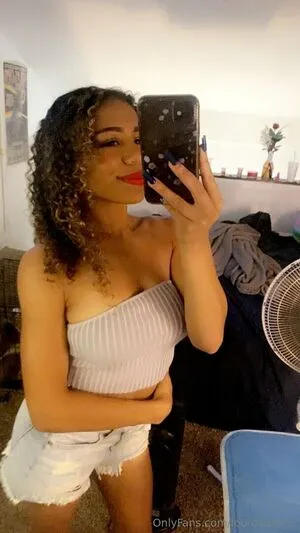 Lourdessage OnlyFans Leaked Free Thumbnail Picture - #E77JccBKWI