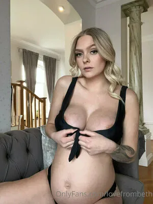 Lovefrombeth OnlyFans Leaked Free Thumbnail Picture - #PMOTRMCTtK