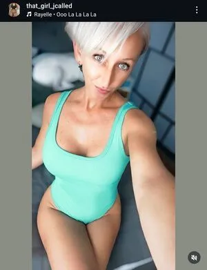 Lovehereyes Thumbnail Picture