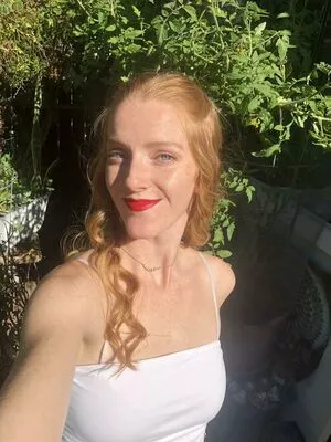 Lovelylittlegigi Profile Thumbnail