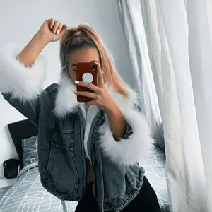 Luce M OnlyFans Leaked Free Thumbnail Picture - #bkUbXfkax8