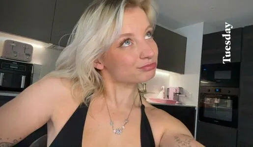 Luceoliviaxo OnlyFans Leaked Free Thumbnail Picture - #9aF7MvDXJ7