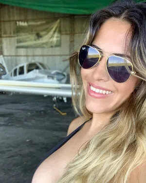 Luciemomma OnlyFans Leaked Free Thumbnail Picture - #byL8b0eFPI