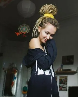 Luckydread Thumbnail Picture