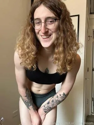 Lucreziabloom OnlyFans Leaked Free Thumbnail Picture - #pOPsuTu2Rf
