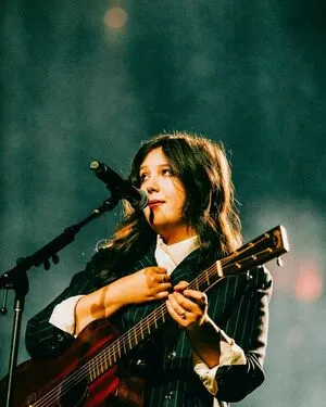Lucy Dacus OnlyFans Leaked Free Thumbnail Picture - #86YzHBOEVe