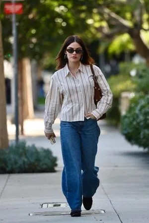 Lucy Hale OnlyFans Leaked Free Thumbnail Picture - #4iTdQuP2M4