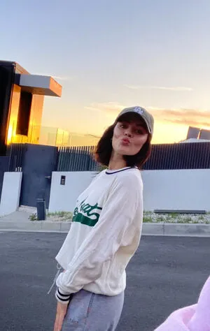 Lucy Hale OnlyFans Leaked Free Thumbnail Picture - #fFfCB17dJx