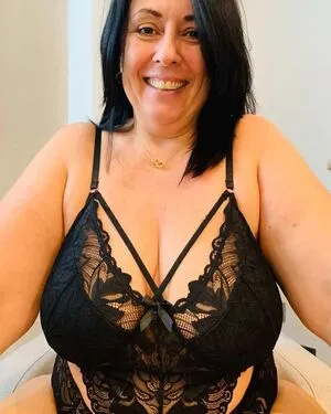 Lucy May OnlyFans Leaked Free Thumbnail Picture - #b4iamtBYno