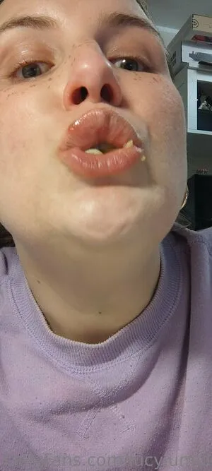 Lucylumid Thumbnail Picture
