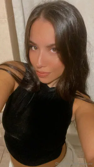 Luisinav OnlyFans Leaked Free Thumbnail Picture - #SAH65rr8Ns