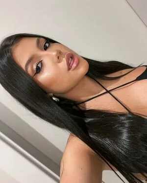 Luiza Parente OnlyFans Leaked Free Thumbnail Picture - #9LQapTExaw